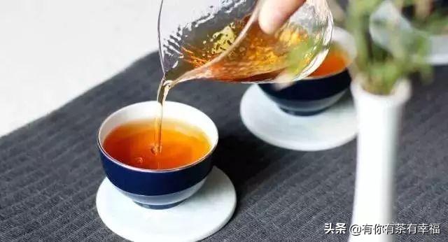 三个月宝宝老是吃手,三个月宝宝老是吃手的奥秘与引导